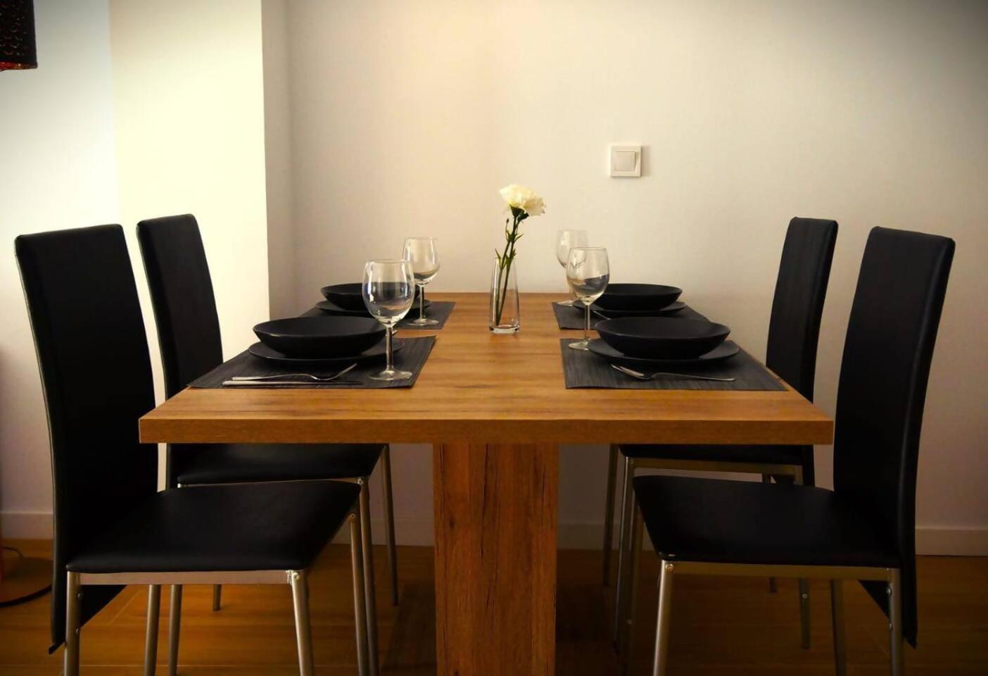 Ohana Home 2 Malaga Bagian luar foto