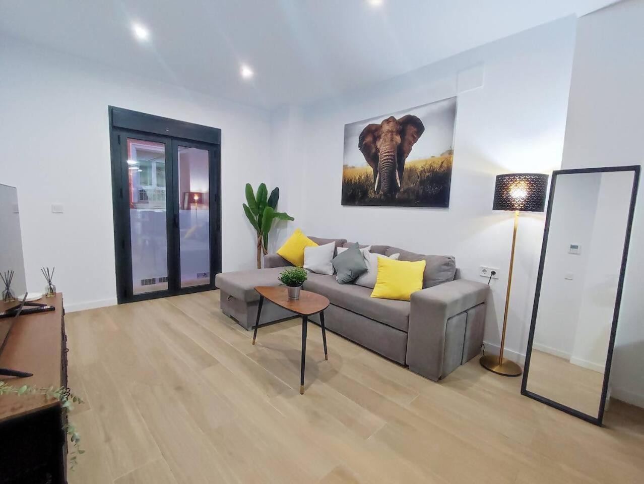 Ohana Home 2 Malaga Bagian luar foto