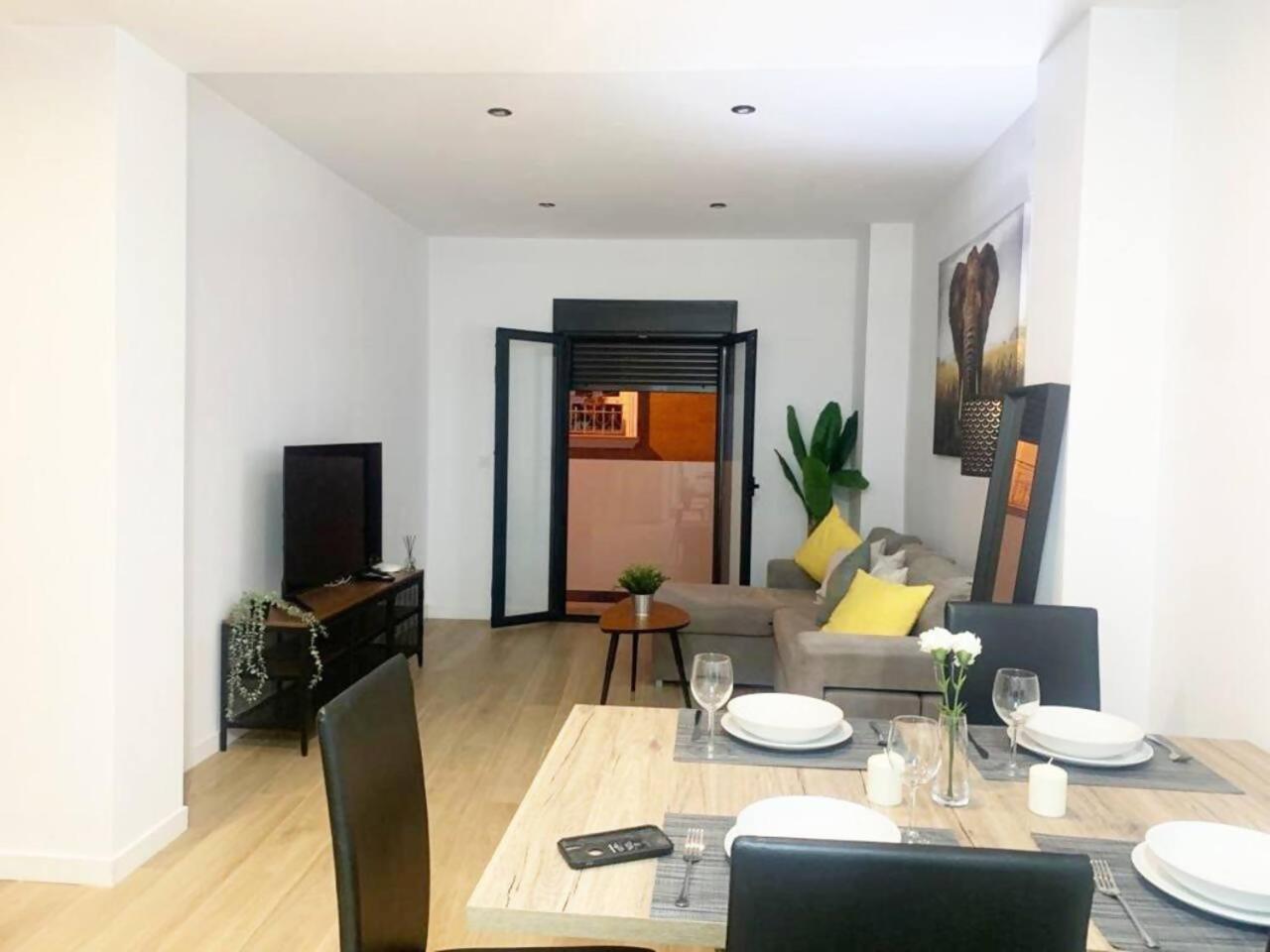 Ohana Home 2 Malaga Bagian luar foto